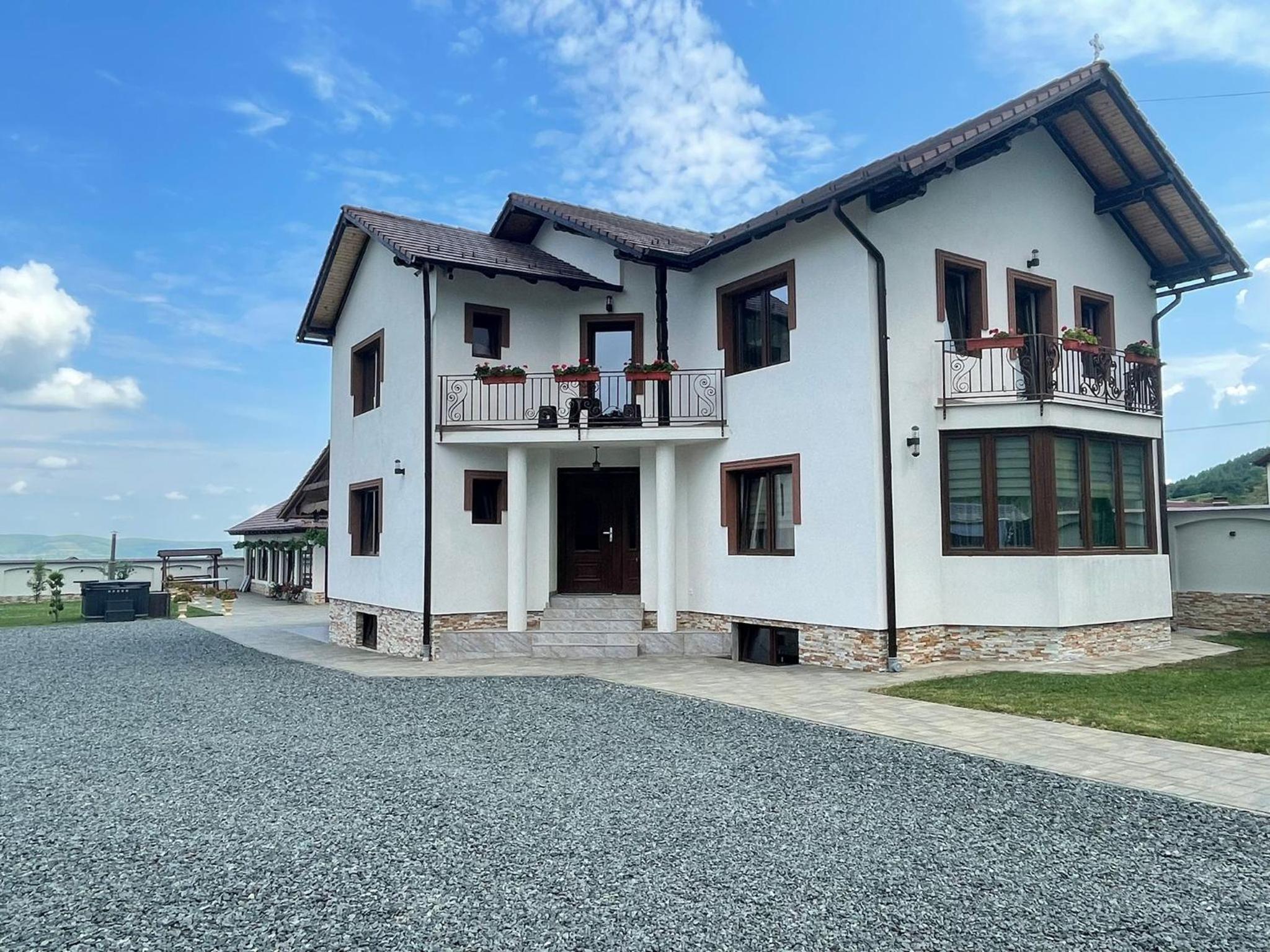 Casă de Vacanță Raul view 3