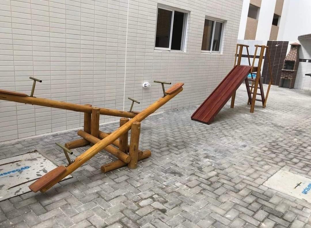 Apto Completo 2 Quartos, Piscina, Garagem e Ar-condicionado - Até 5 Pessoas