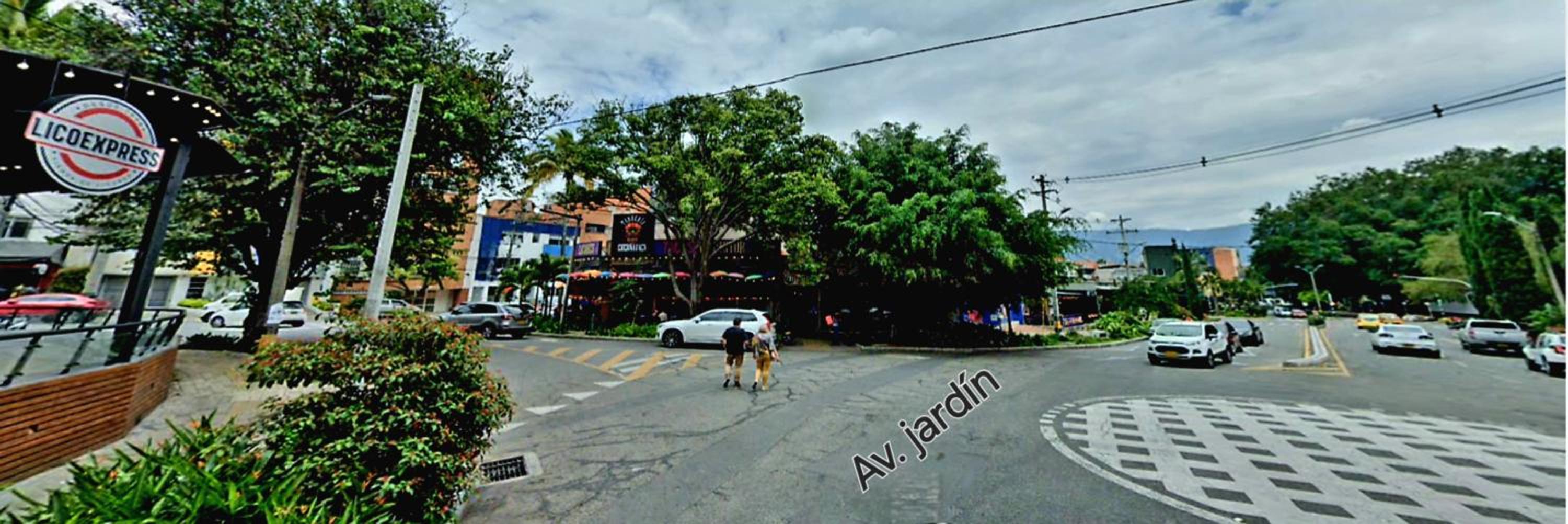 Edificio tranquilo Laureles ascensor directo 2 y 5 Villa Laura
