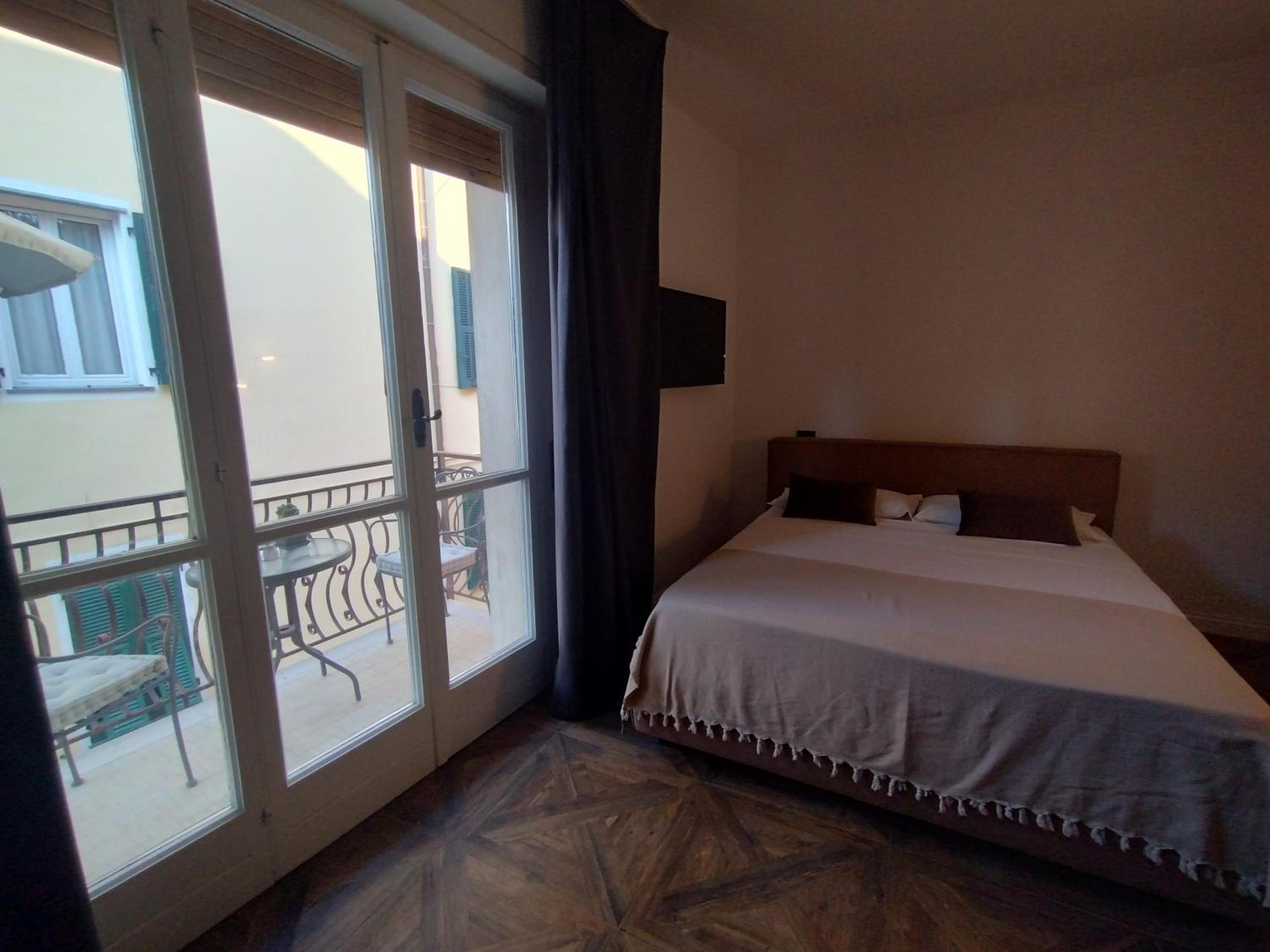 SPARKLING SUITE nel centro di Dolceacqua