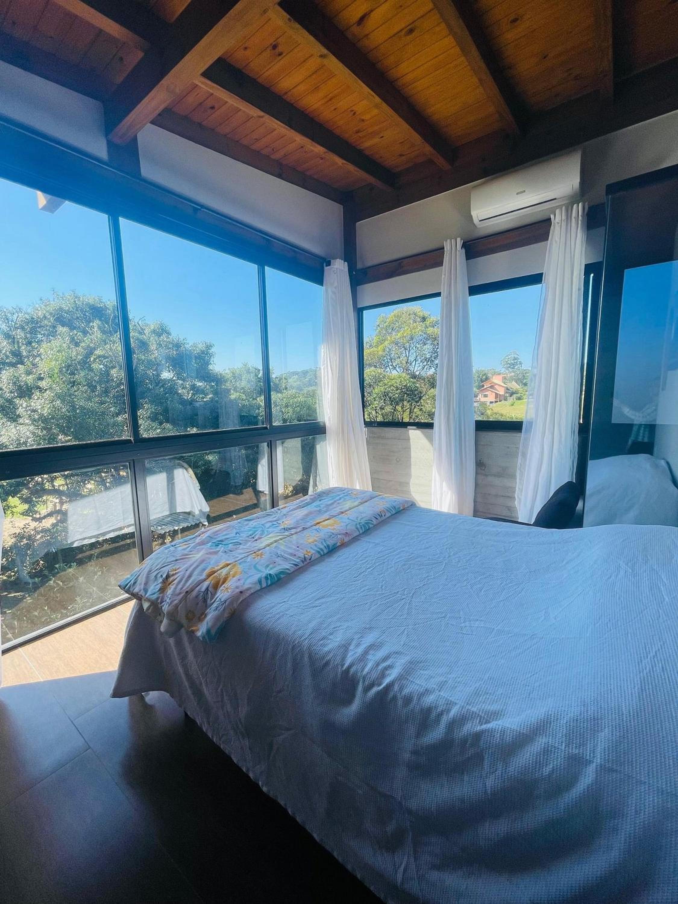 Luxury Holiday Home In Ibiraquera-SC