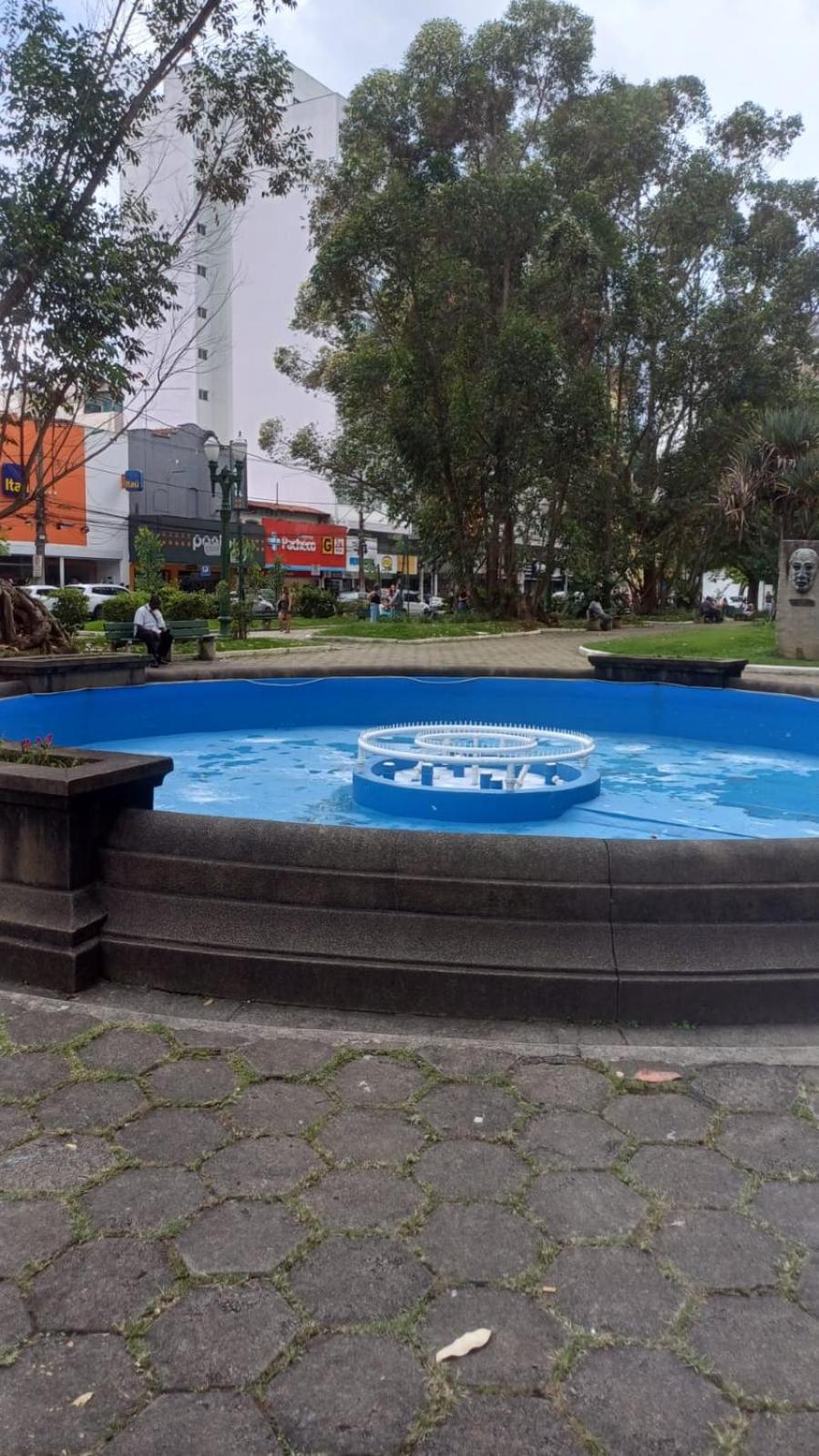 Duplex Inteiro com Piscina , & Churrasqueira