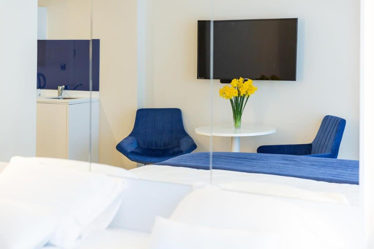 Studio Apartment In Orbi Tower view 3