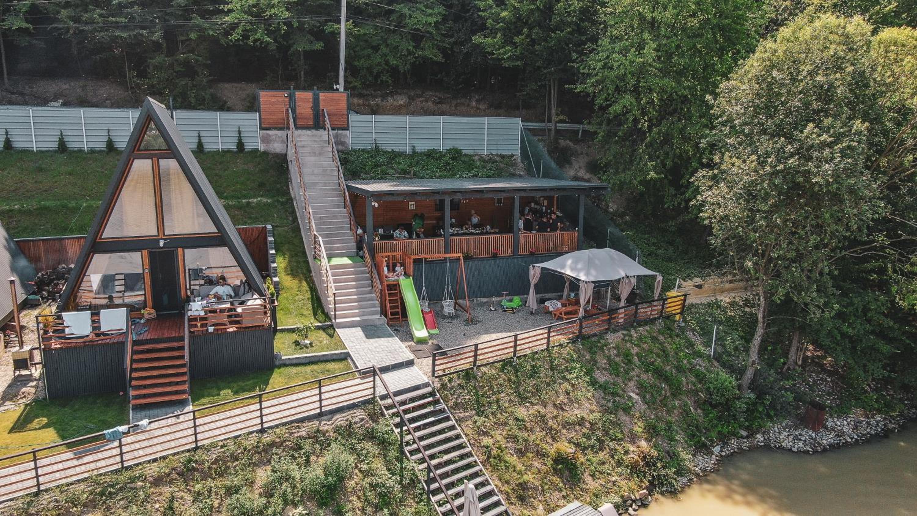 Chalet by the lake view 3