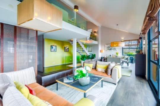 Exquisite 5-Bedroom Villa in Arzier for Families by GuestLee