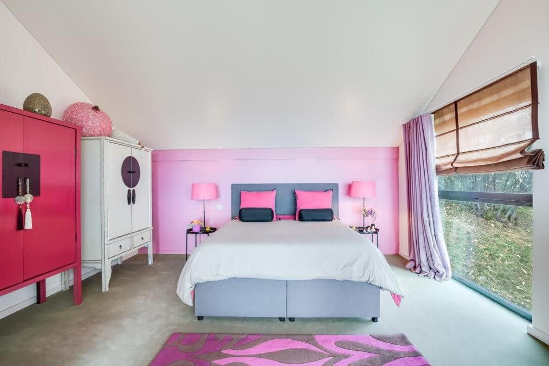 Exquisite 5-Bedroom Villa in Arzier for Families by GuestLee
