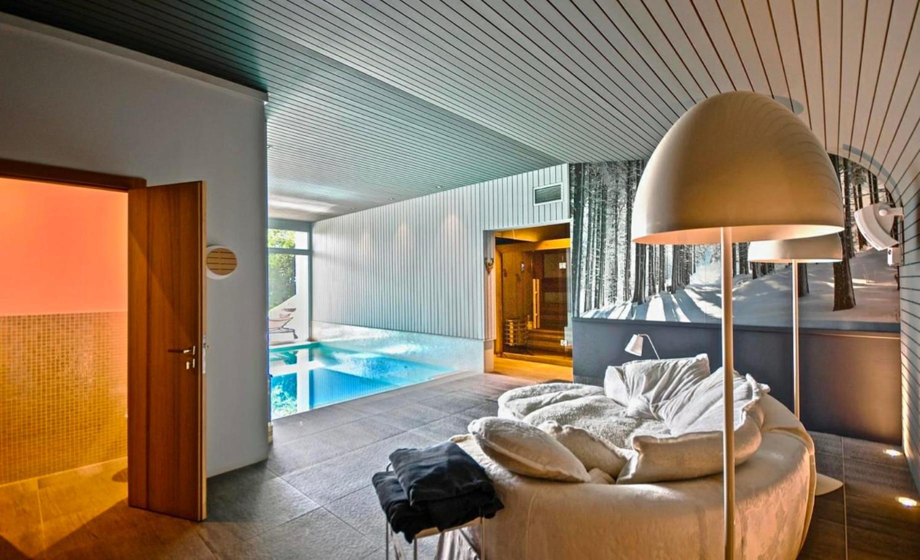 Sumptuous Chalet with Breathtaking views by GuestLee