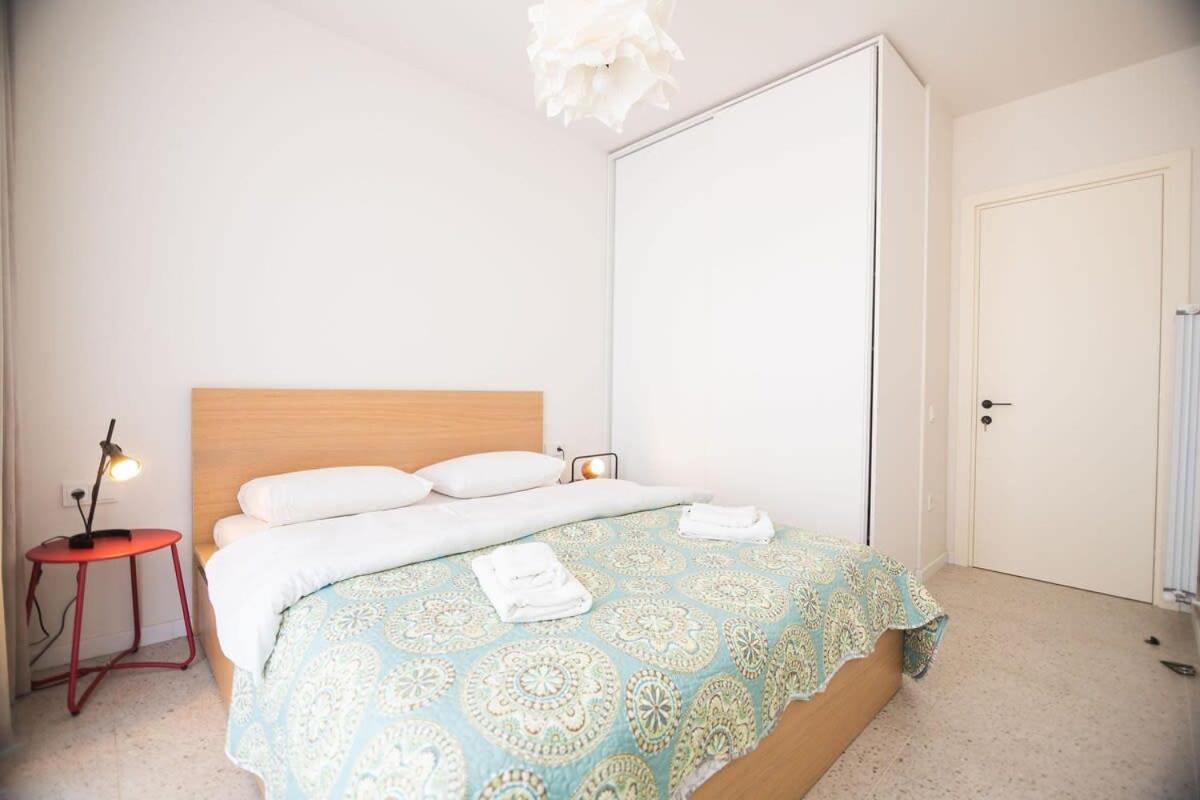 Cozy 1BR Apt Old Batumi view 5