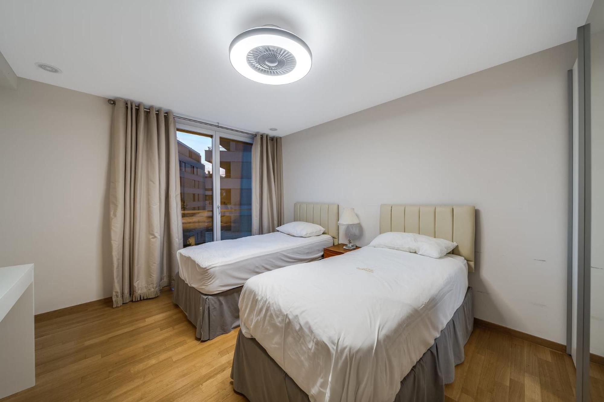 Luxury Apartment in Montreux with Panoramic Views by GuestLee
