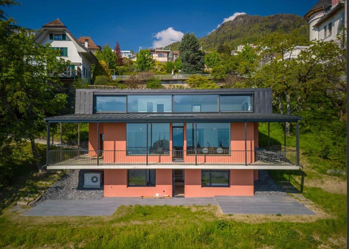 Villa Rose in the center of Montreux by GuestLee
