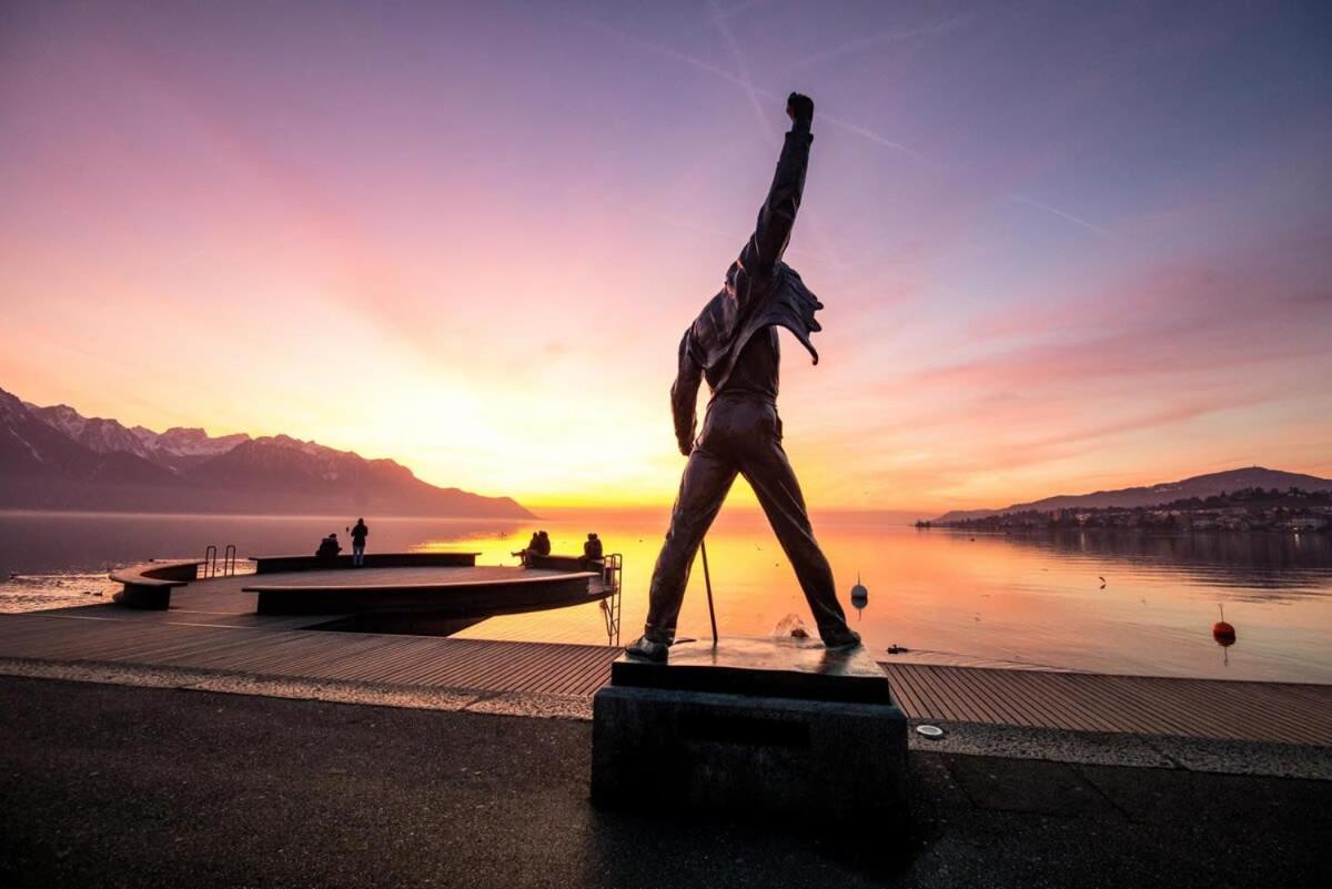 Villa Rose in the center of Montreux by GuestLee