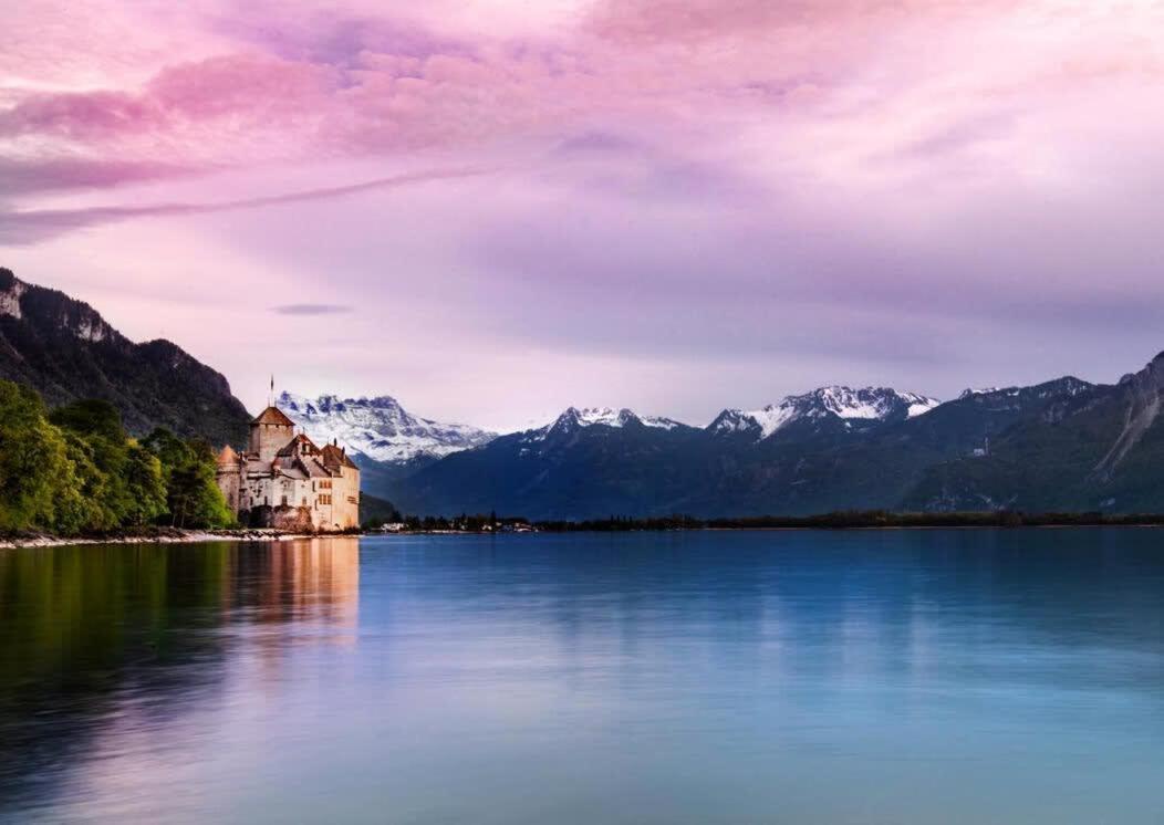 Villa Rose in the center of Montreux by GuestLee