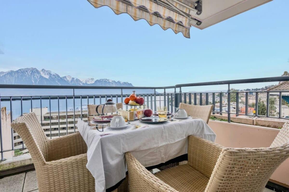 Alpine Stunning Apartment in Montreux by GuestLee