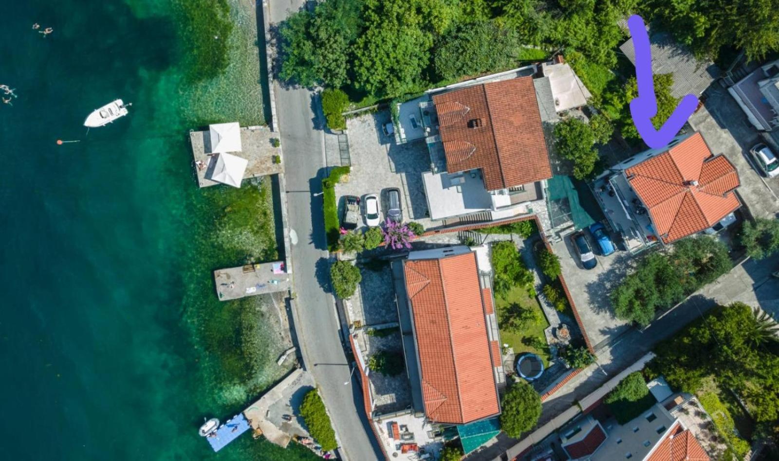 Daria Apartments view 2