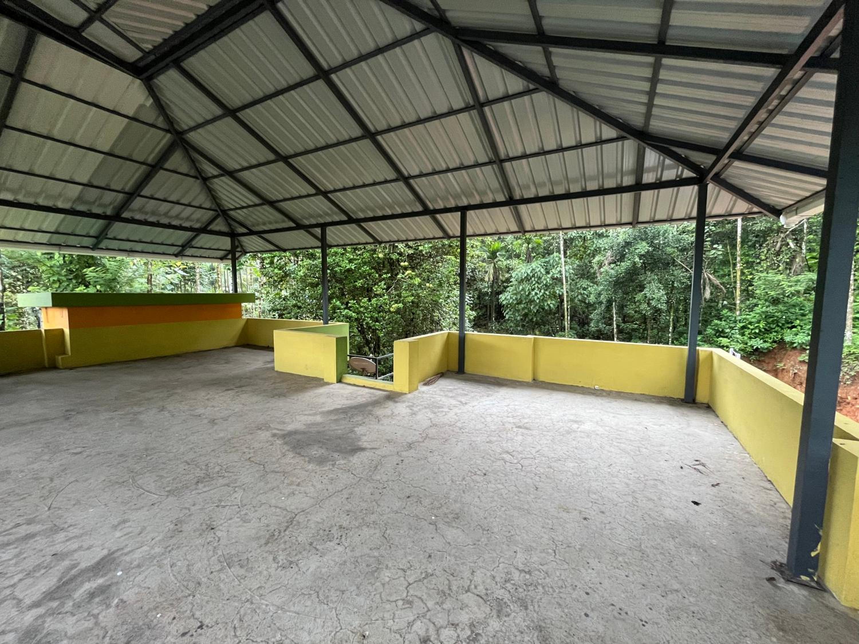 Orange Homestay