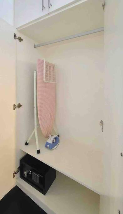 JV Maximum Dwelling Experience in Central BGC view 3