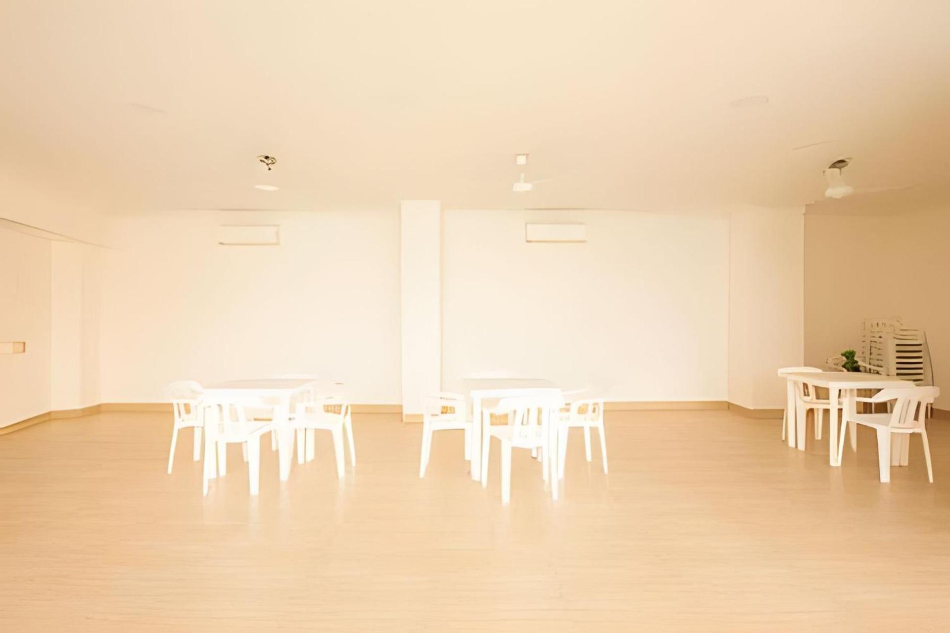 Laurdhomes Laguito Loft , Hot Ware, 1Bath