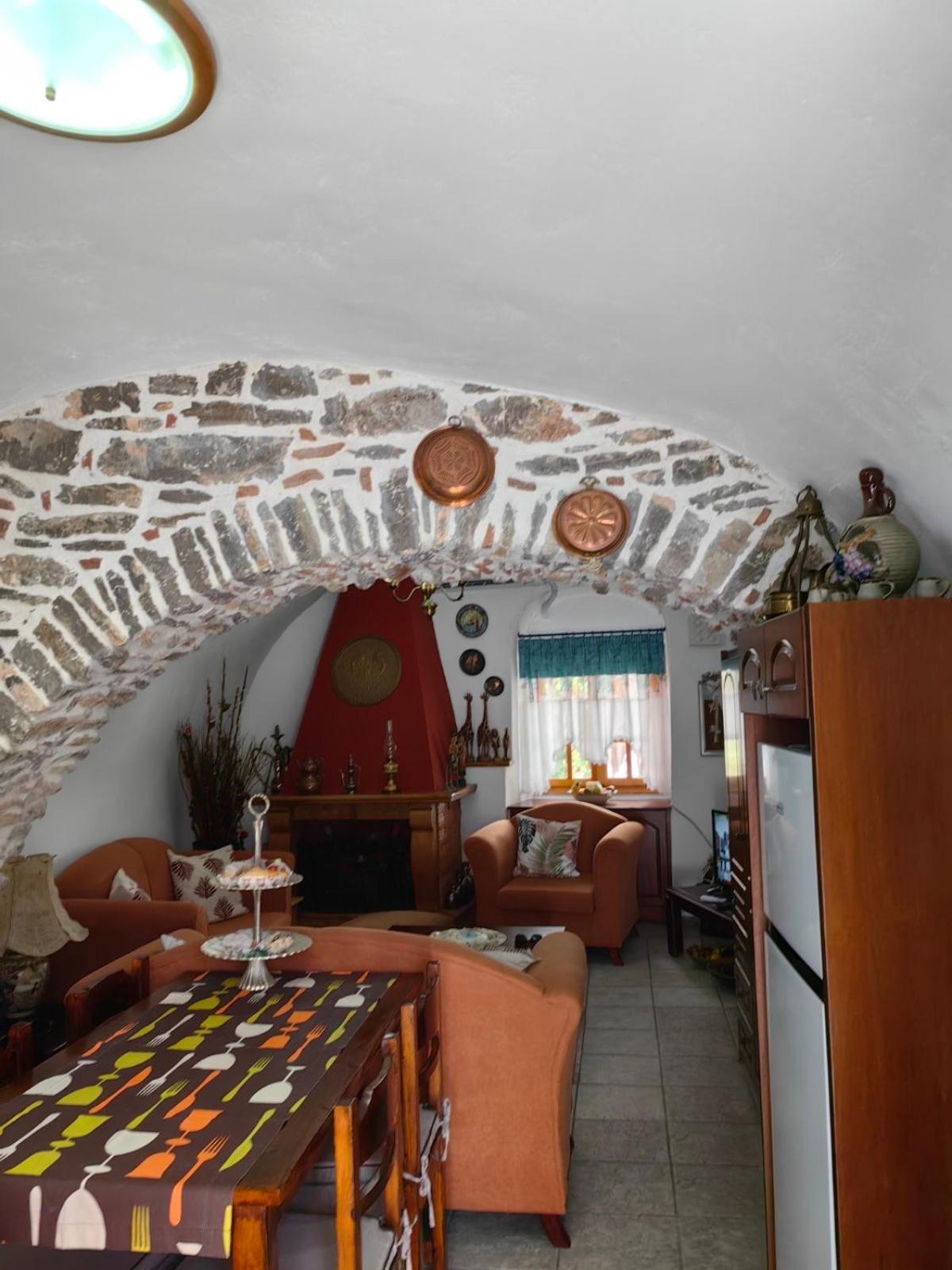 Hal Camara Casa view 3