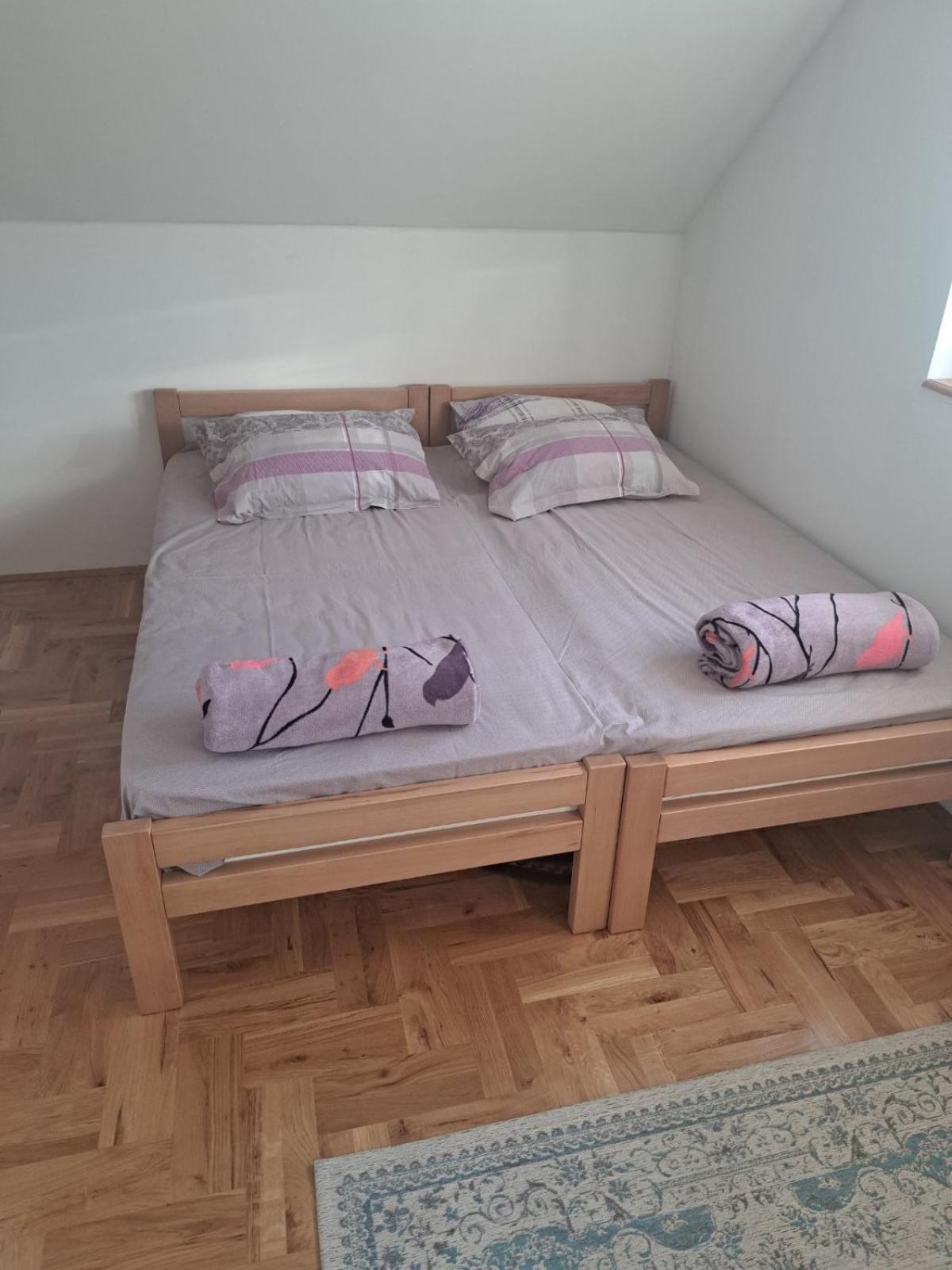 Misevici vikendica