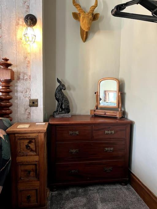 Jubilee View, Studio Apartment in Matlock Bath view 3