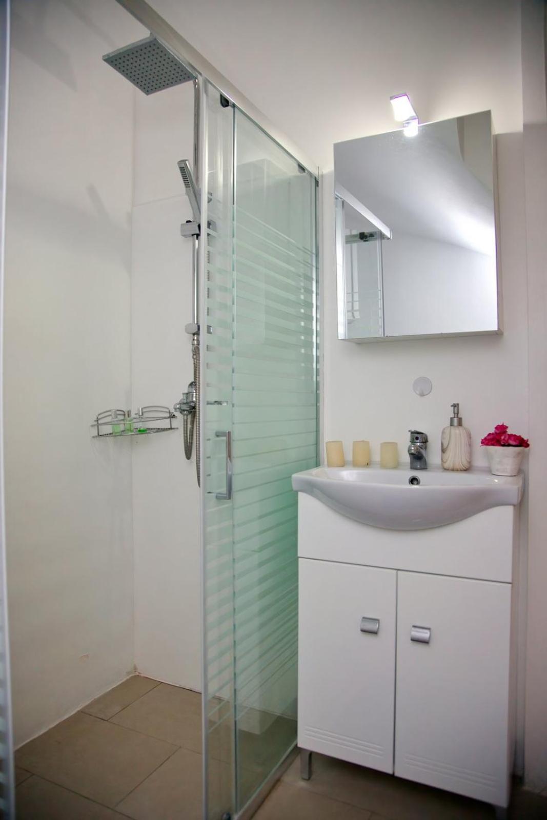 Aroura Maisonette Spetses 4BR photo 3