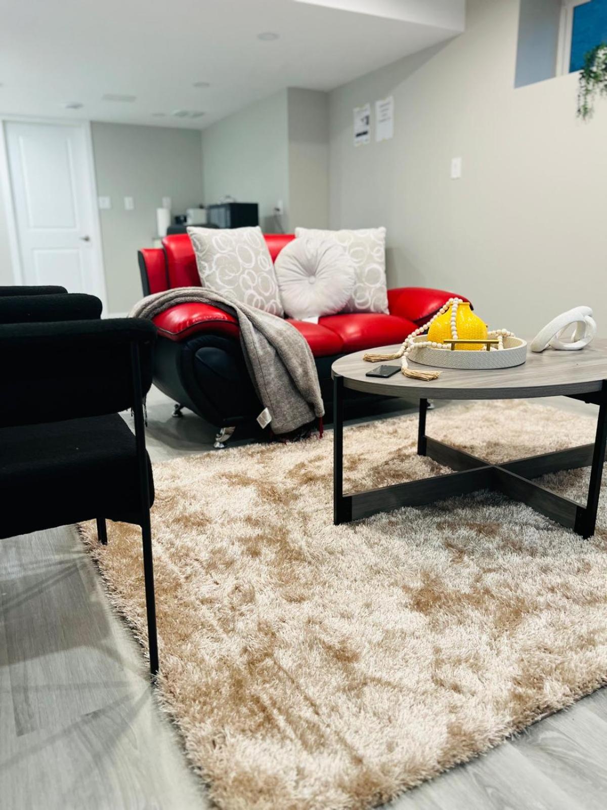 Luxury Private Suite with Separate Entrance