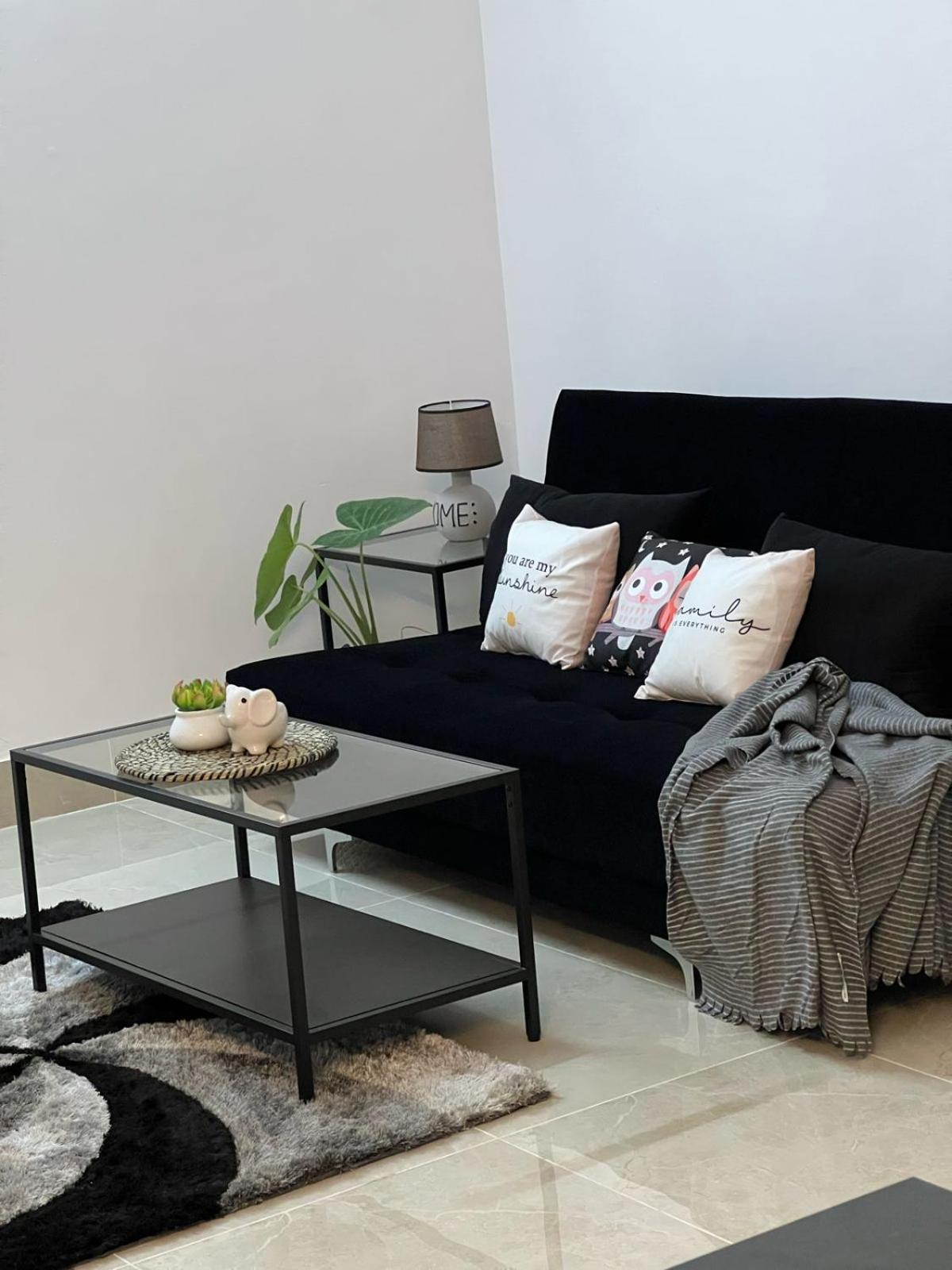 Cozy 1bhk near MG road-Koramangala view 2