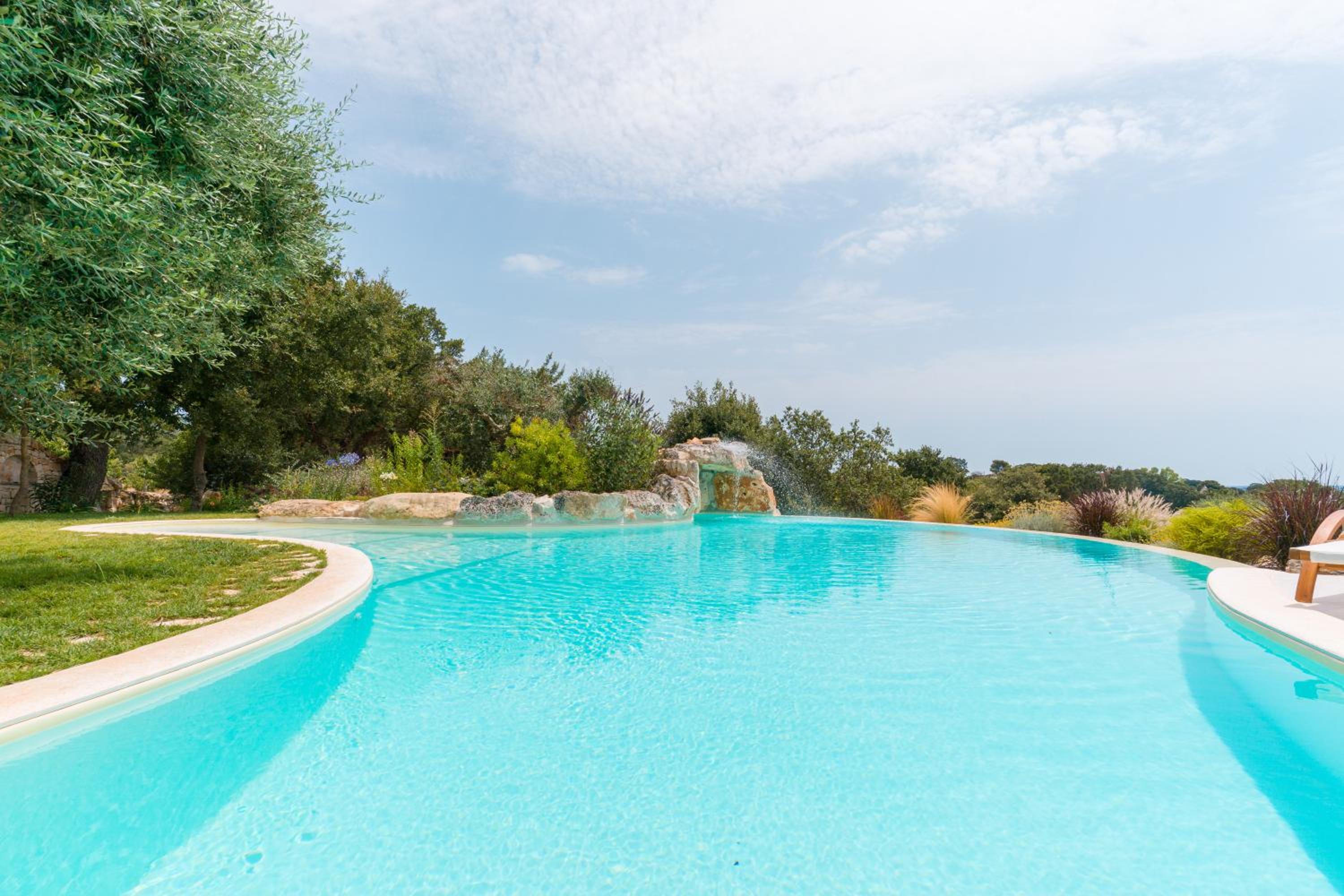 Trulli Petrantiqua con piscina
