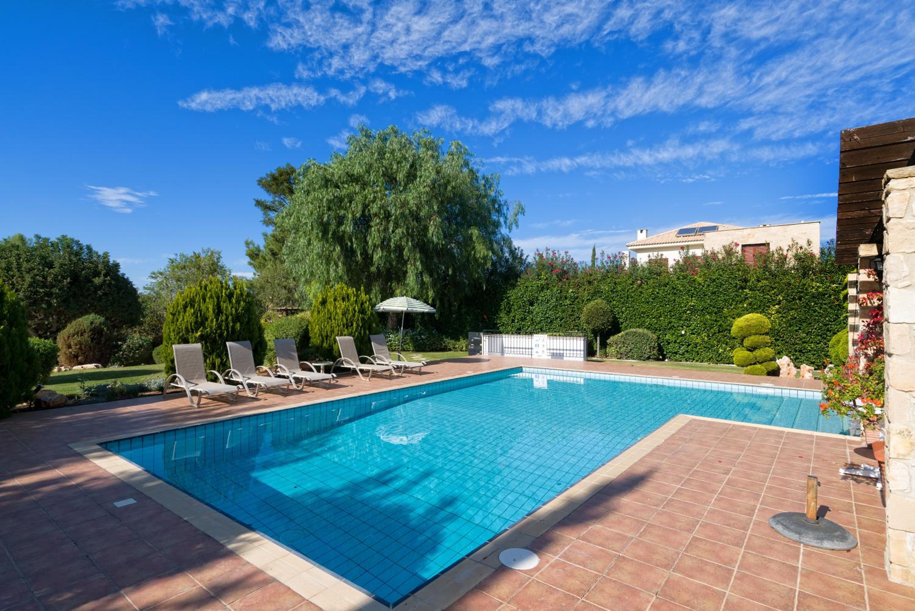 3 bedroom Villa Anarita with private pool, Aphrodite Hills Resort
