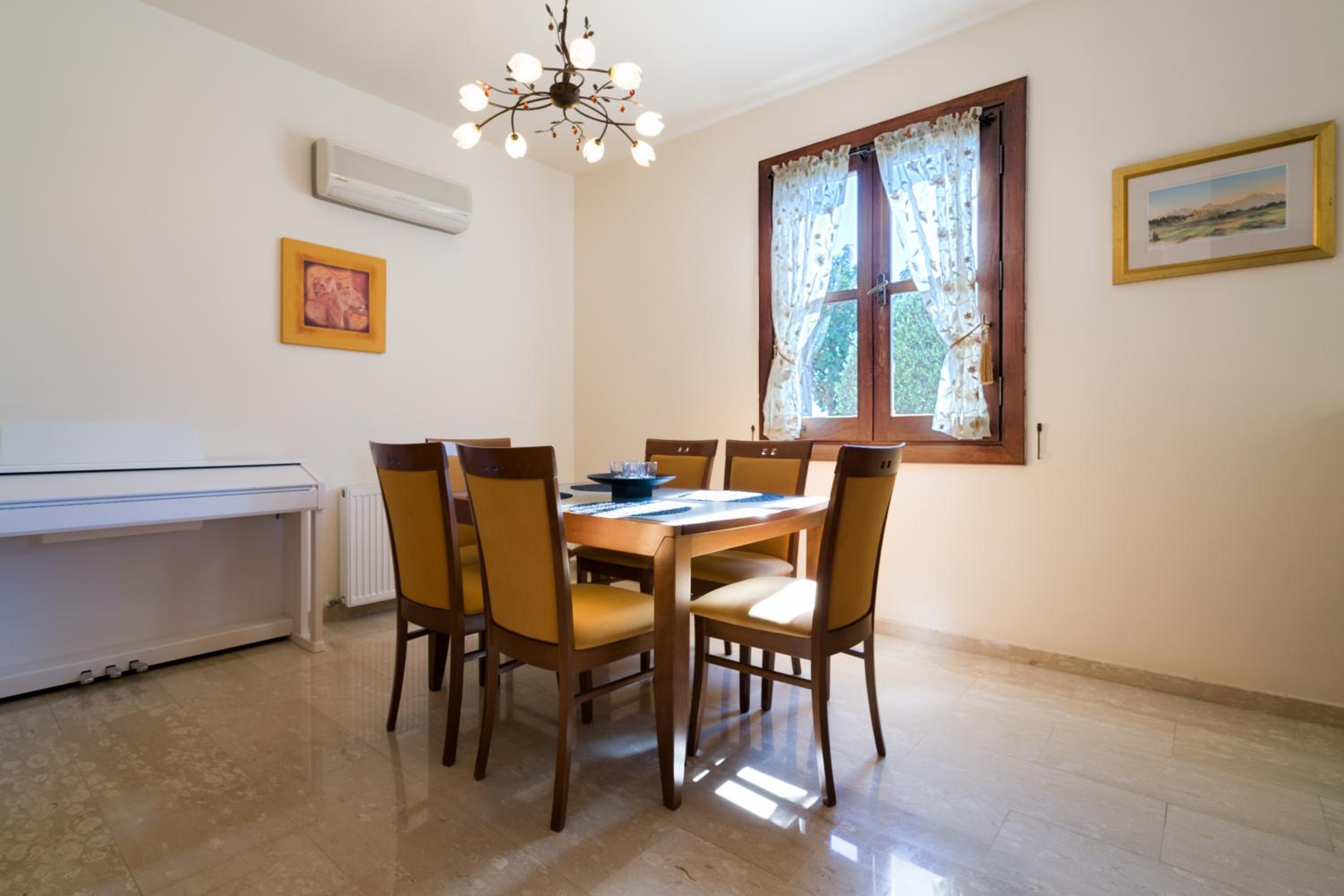 3 bedroom Villa Anarita with private pool, Aphrodite Hills Resort