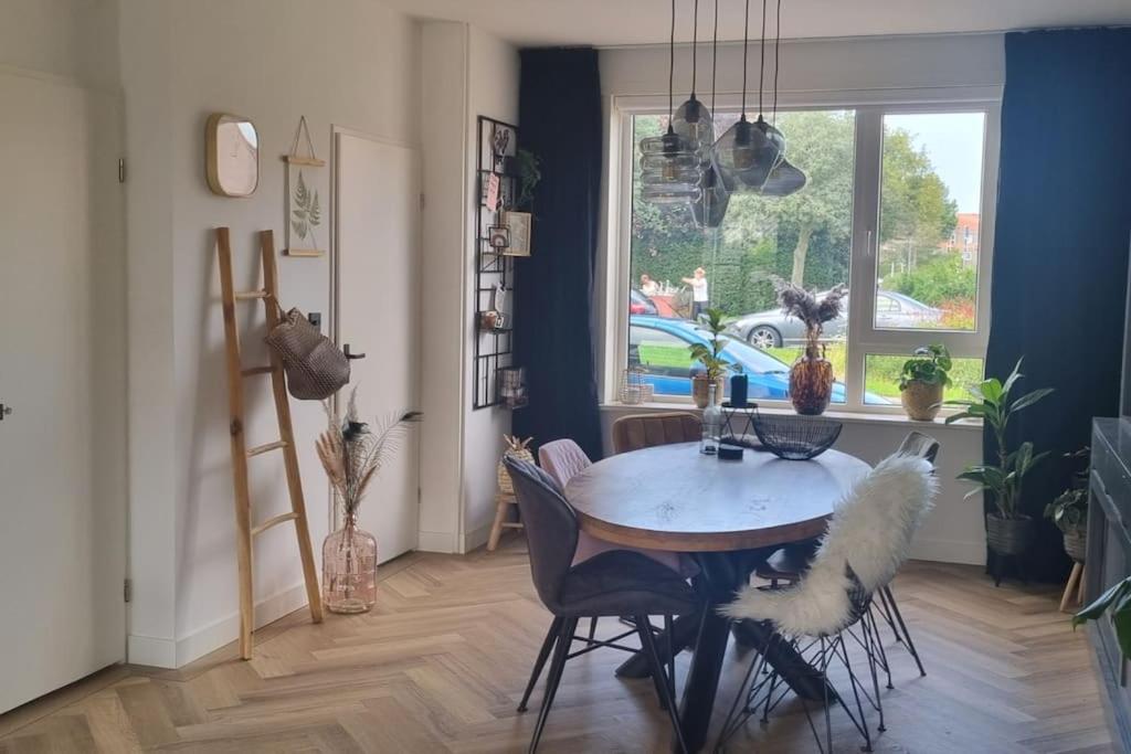 Garden, Jacuzzi, bbq, city centre, 2 bedrooms view 5
