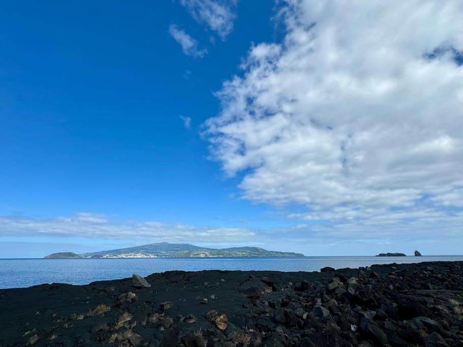Pico Island Villas 22 - Ocean Front & UNESCO Heritage Century-Old Grapevines