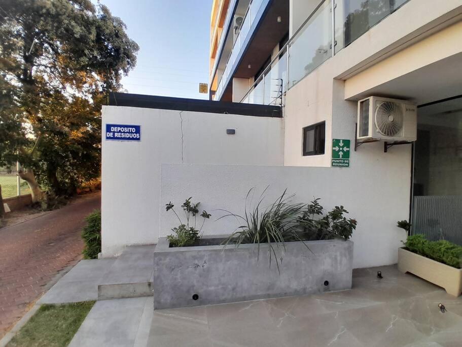 Tranquilo cerca de Mall Las Brisas