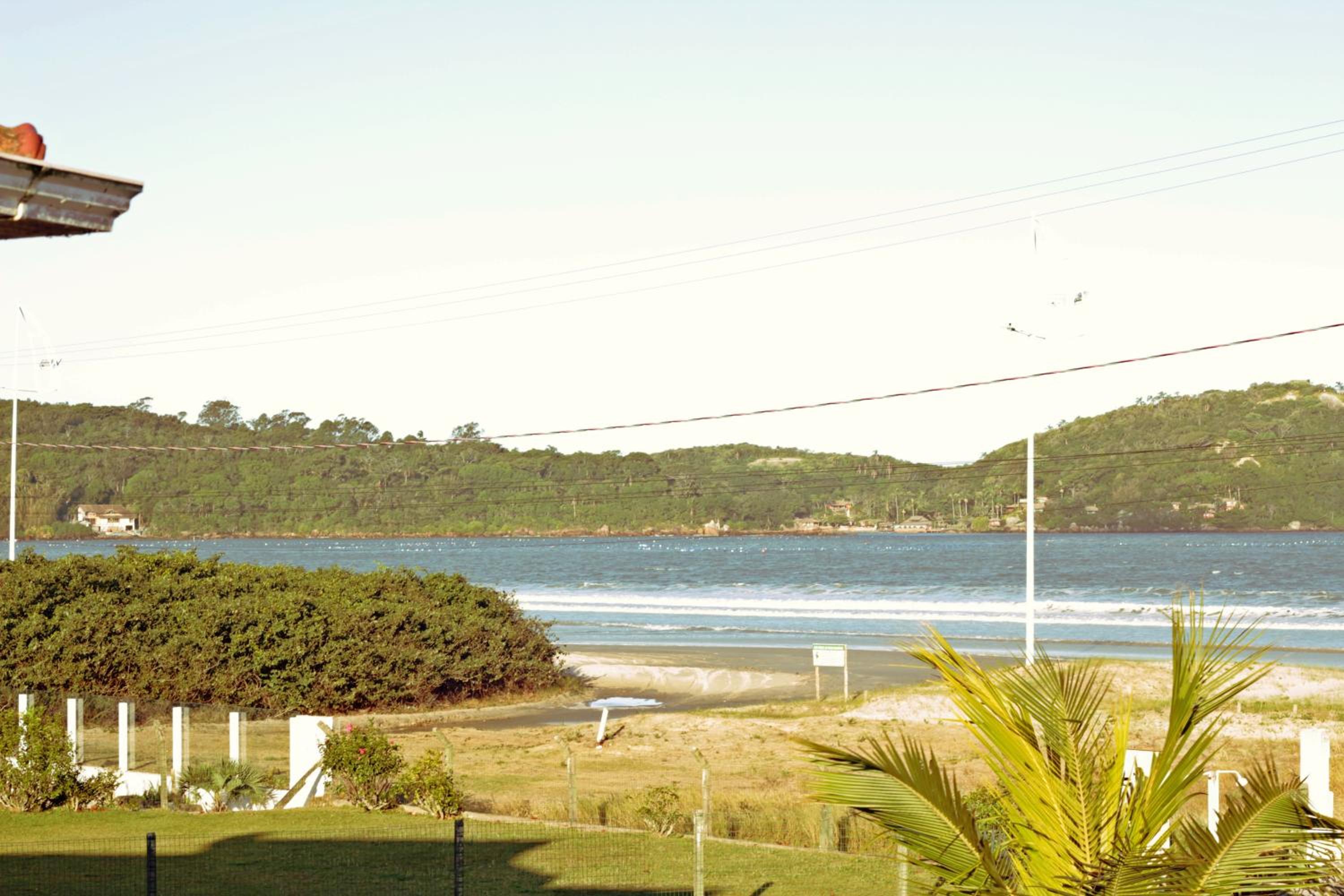 Pousada Recanto Edênico - à beira mar da Praia Ponta do Papagaio, Palhoça SC