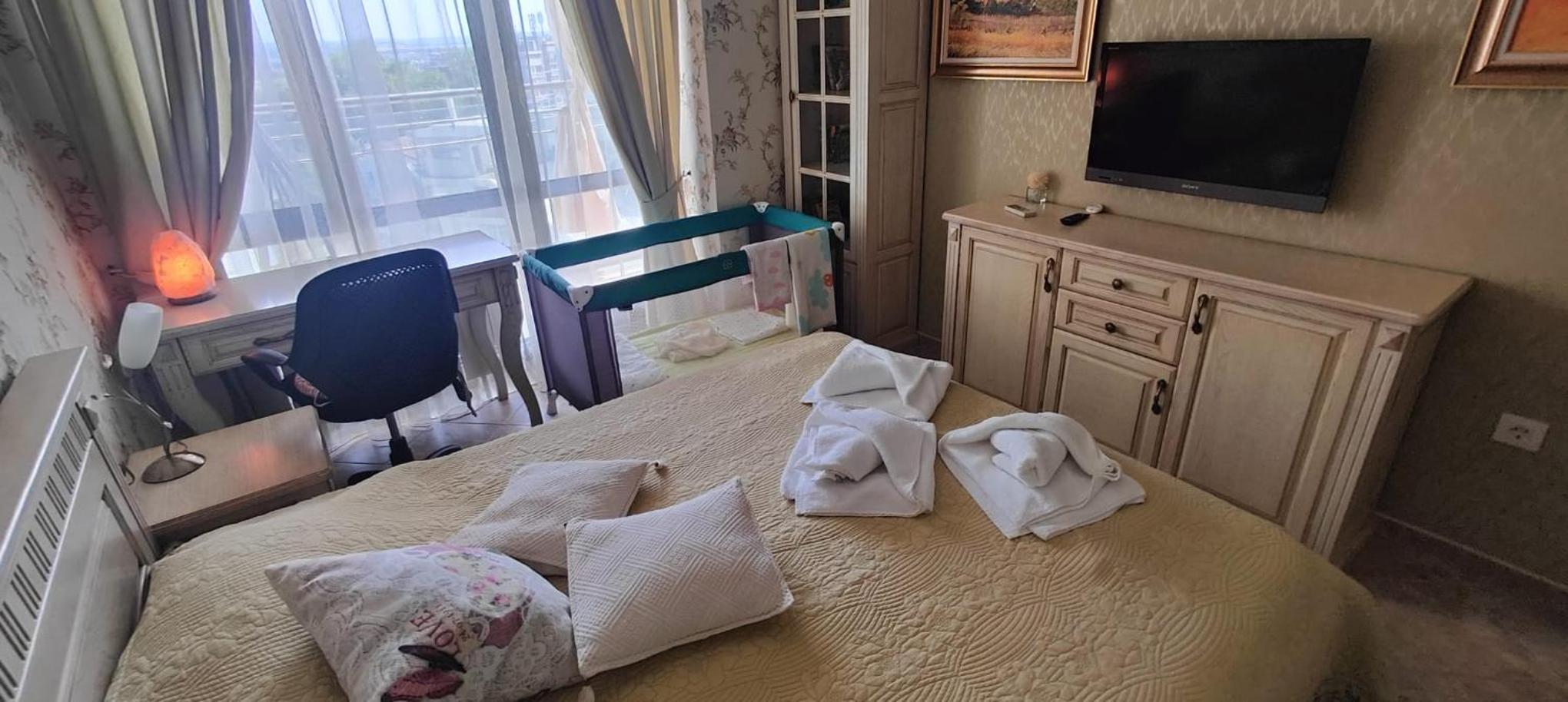Luxury Sea Sunset Deluxe Apartment