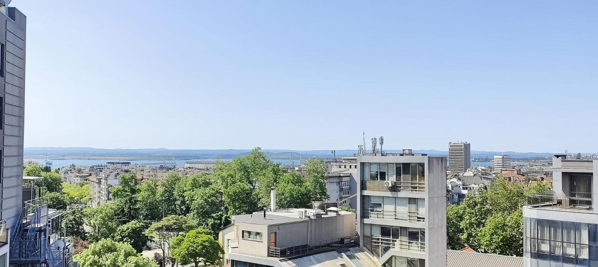 Luxury Sea Sunset Deluxe Apartment