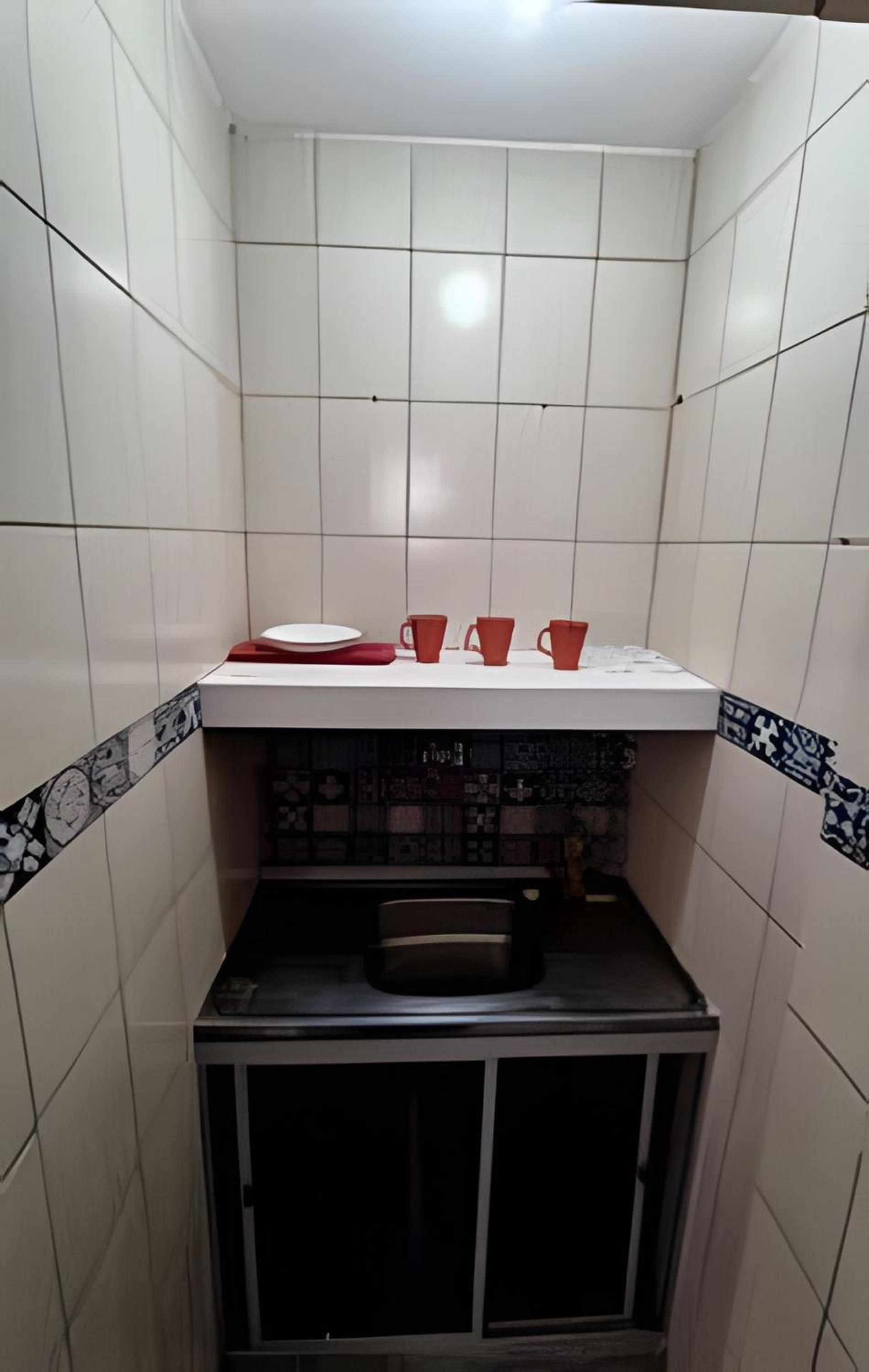 Aos pés do poeta