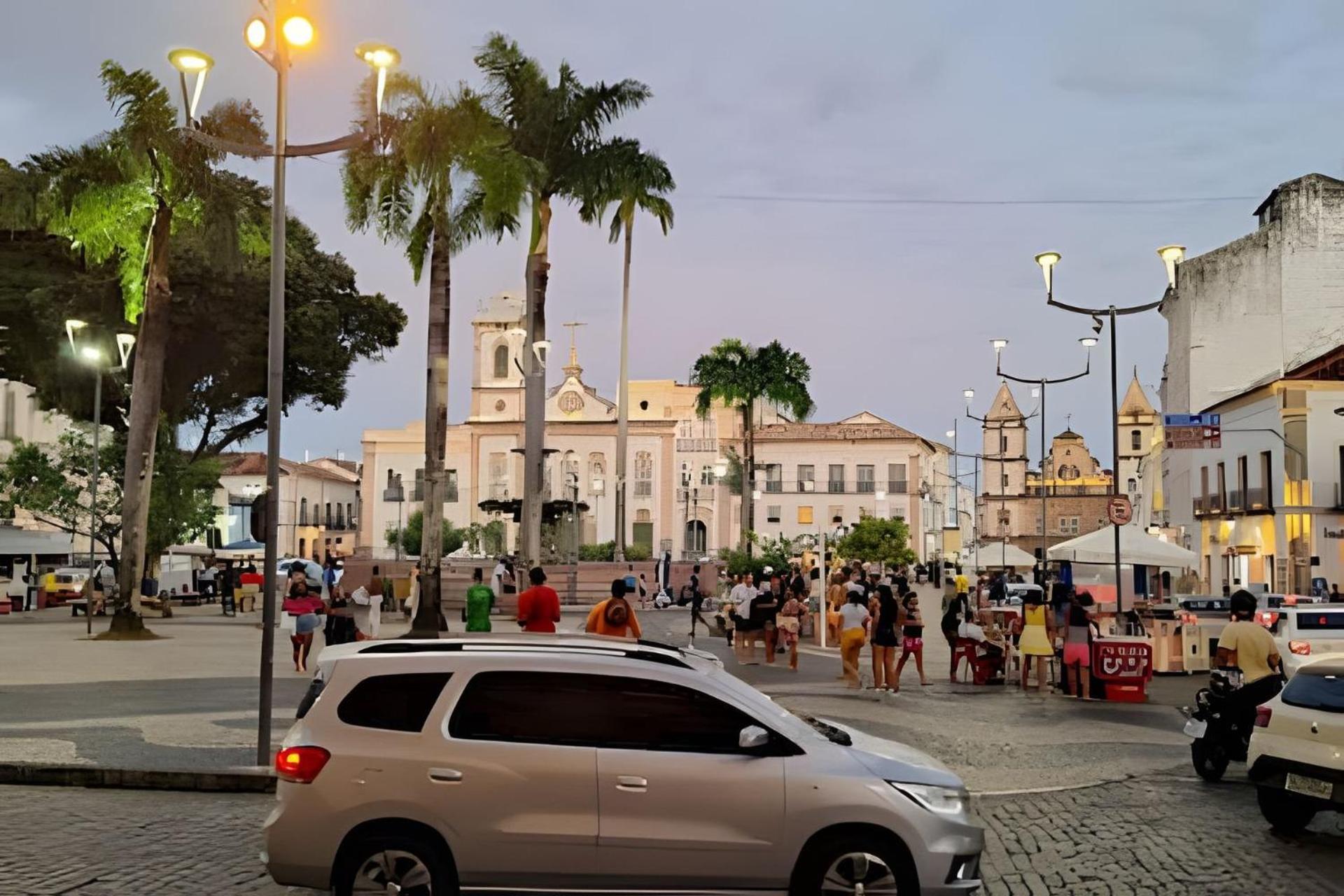 Aos pés do poeta