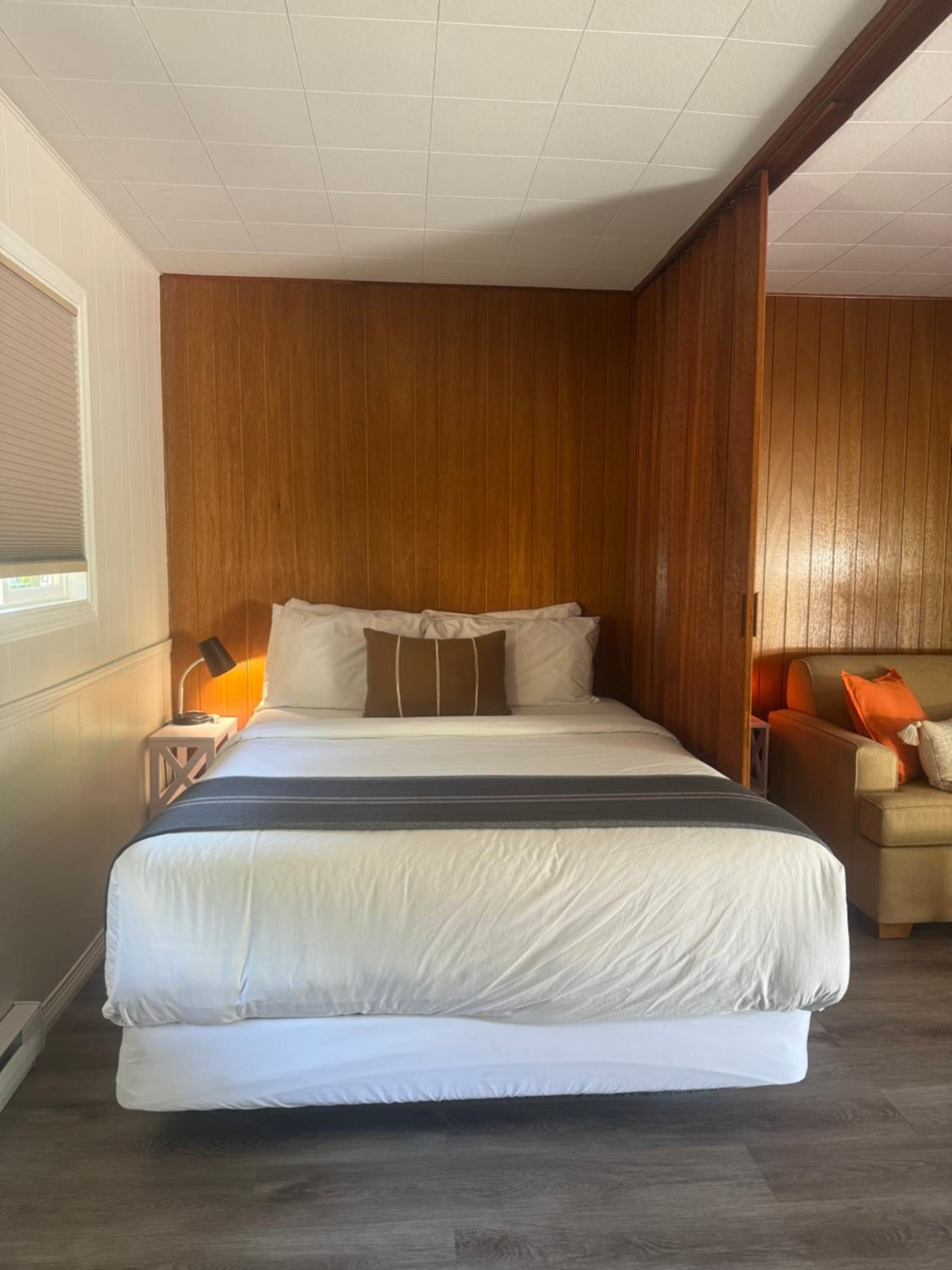 Barefoot Villas and Retreat