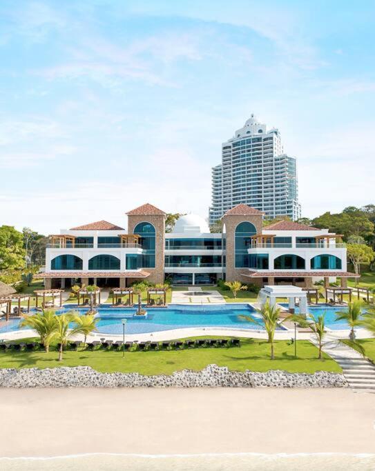 Exclusive Beachfront Apartment