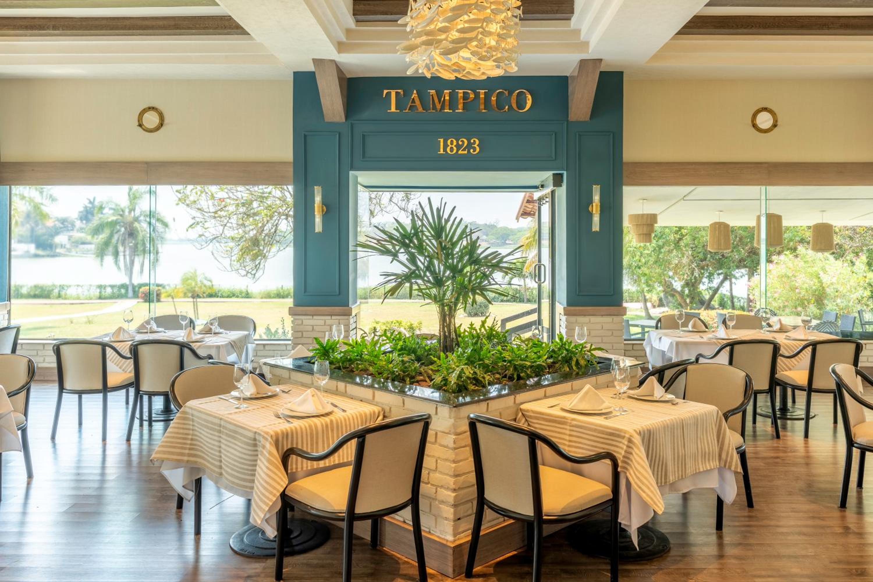 Tampico Vacations - Fiesta Inn Tampico - Property Image 16