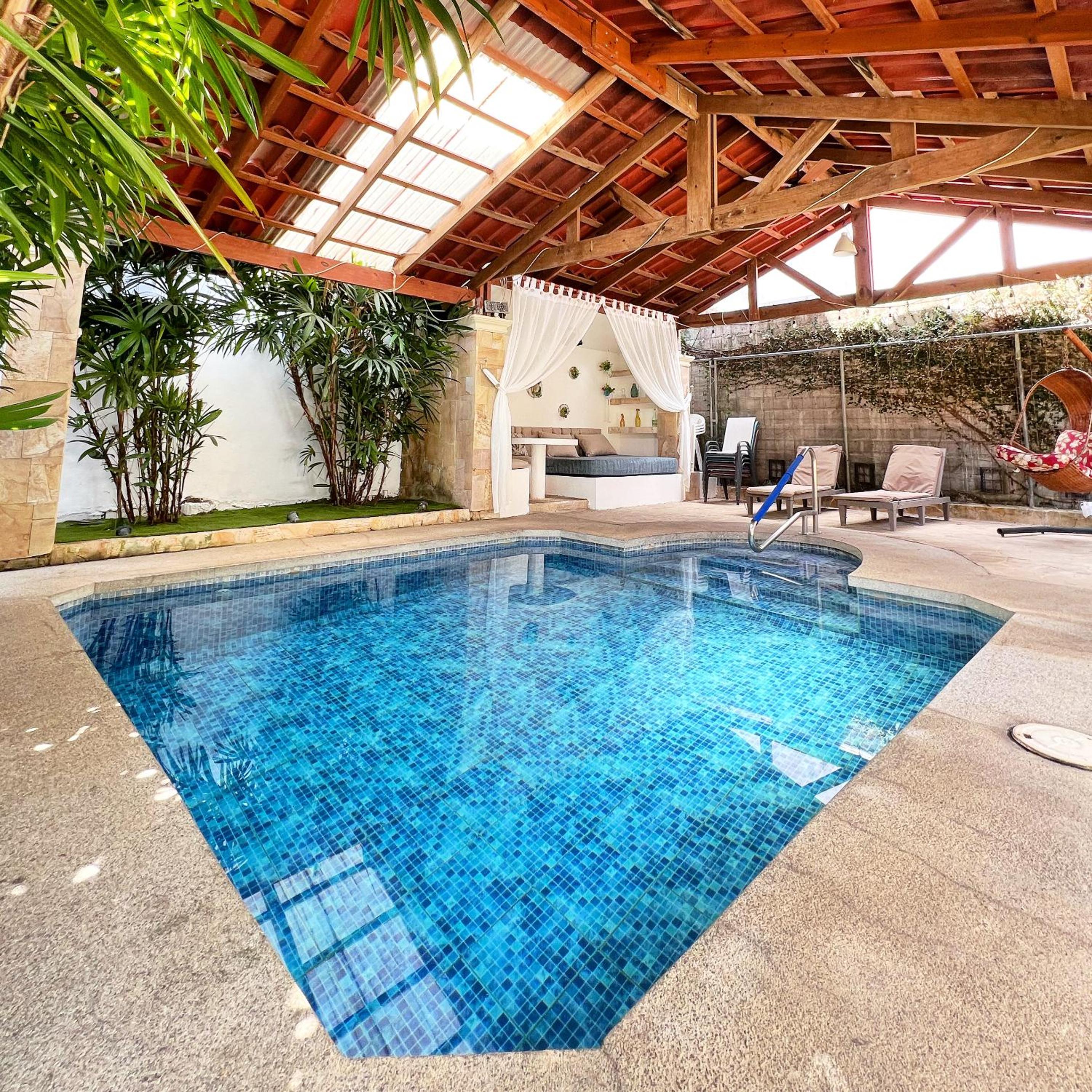 Hermosa Casa con Piscina Privada en Punta Leona