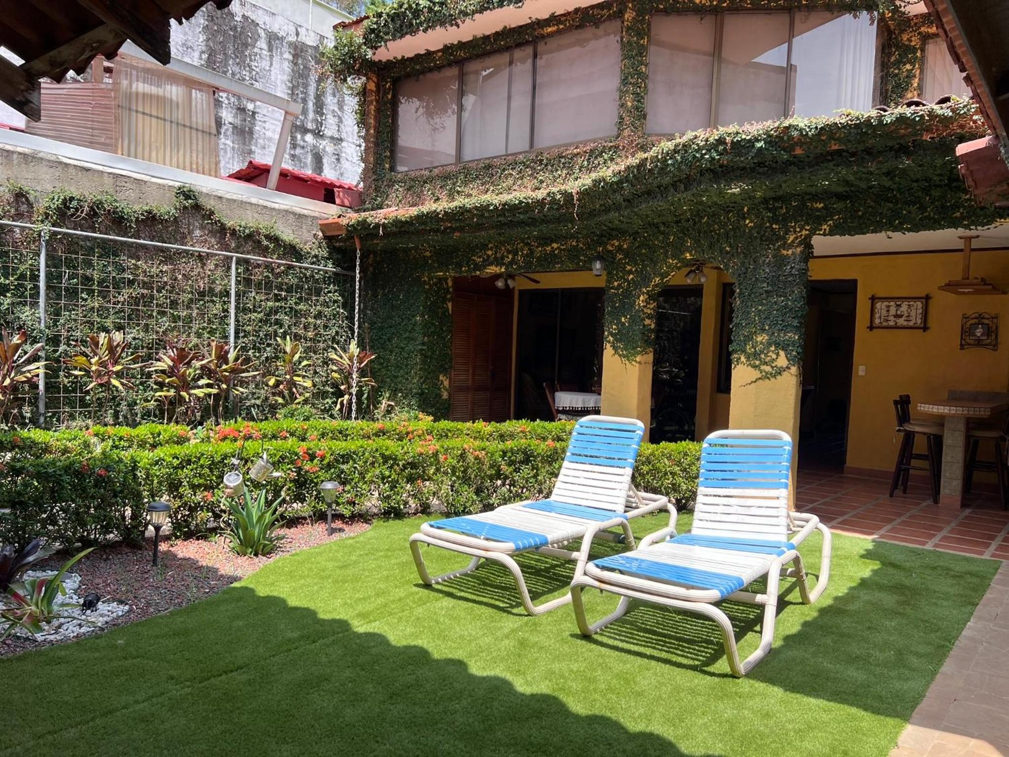 Hermosa Casa con Piscina Privada en Punta Leona