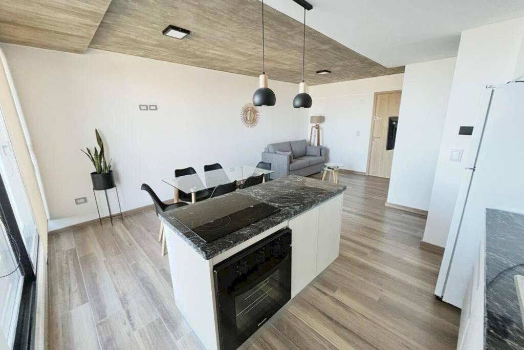 Precioso Departamento Frente al Mar para 1-4 Personas
