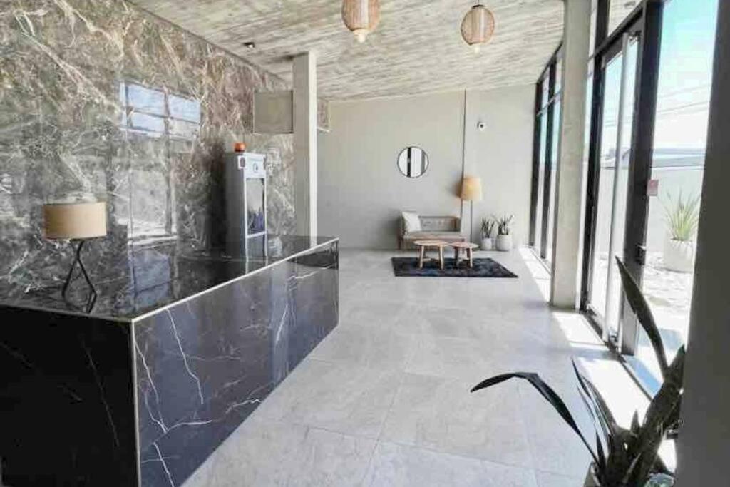 Precioso Departamento Frente al Mar para 1-4 Personas