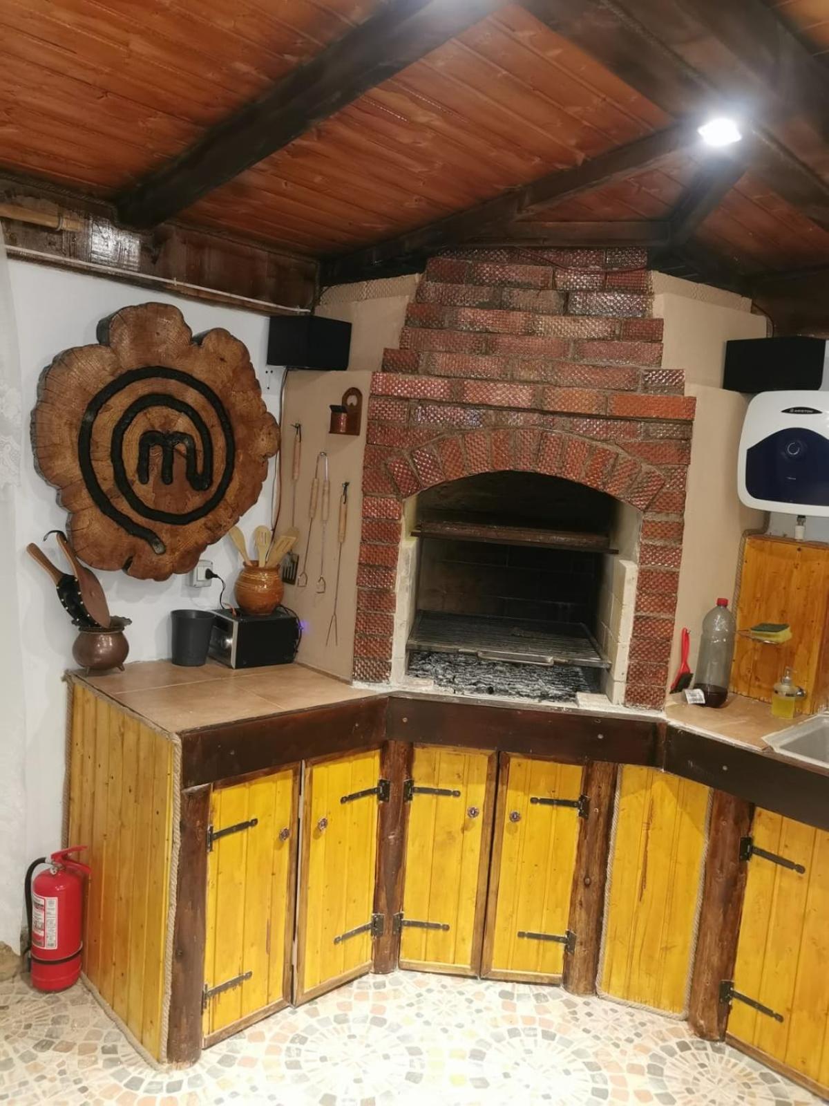 Casa Marinela view 2