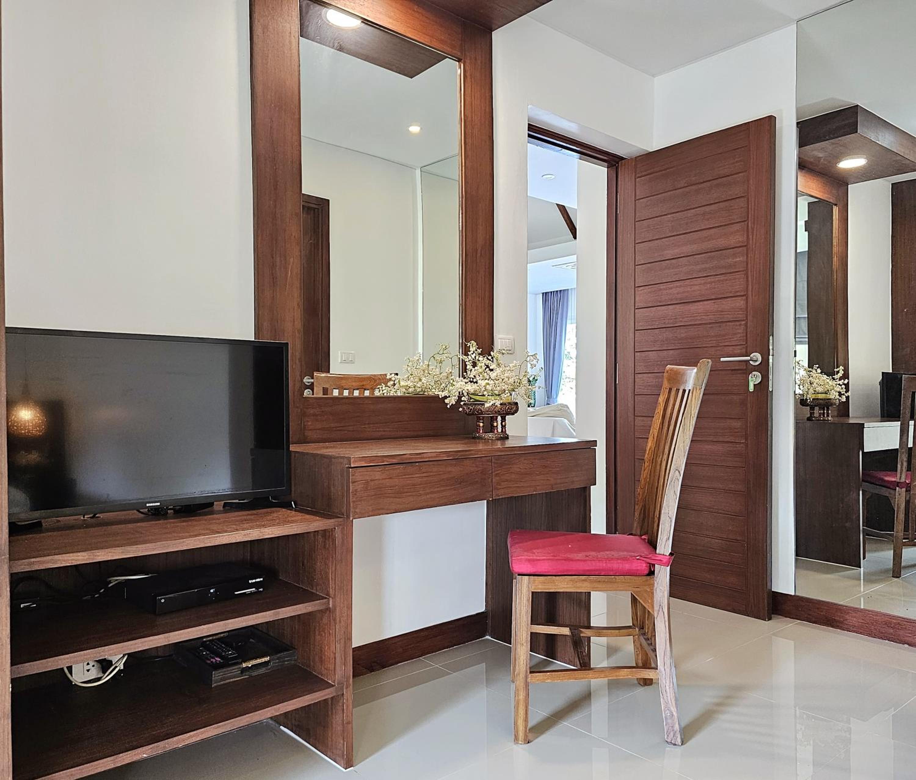 JJ Queen Villa and Spa Kohyaonoi