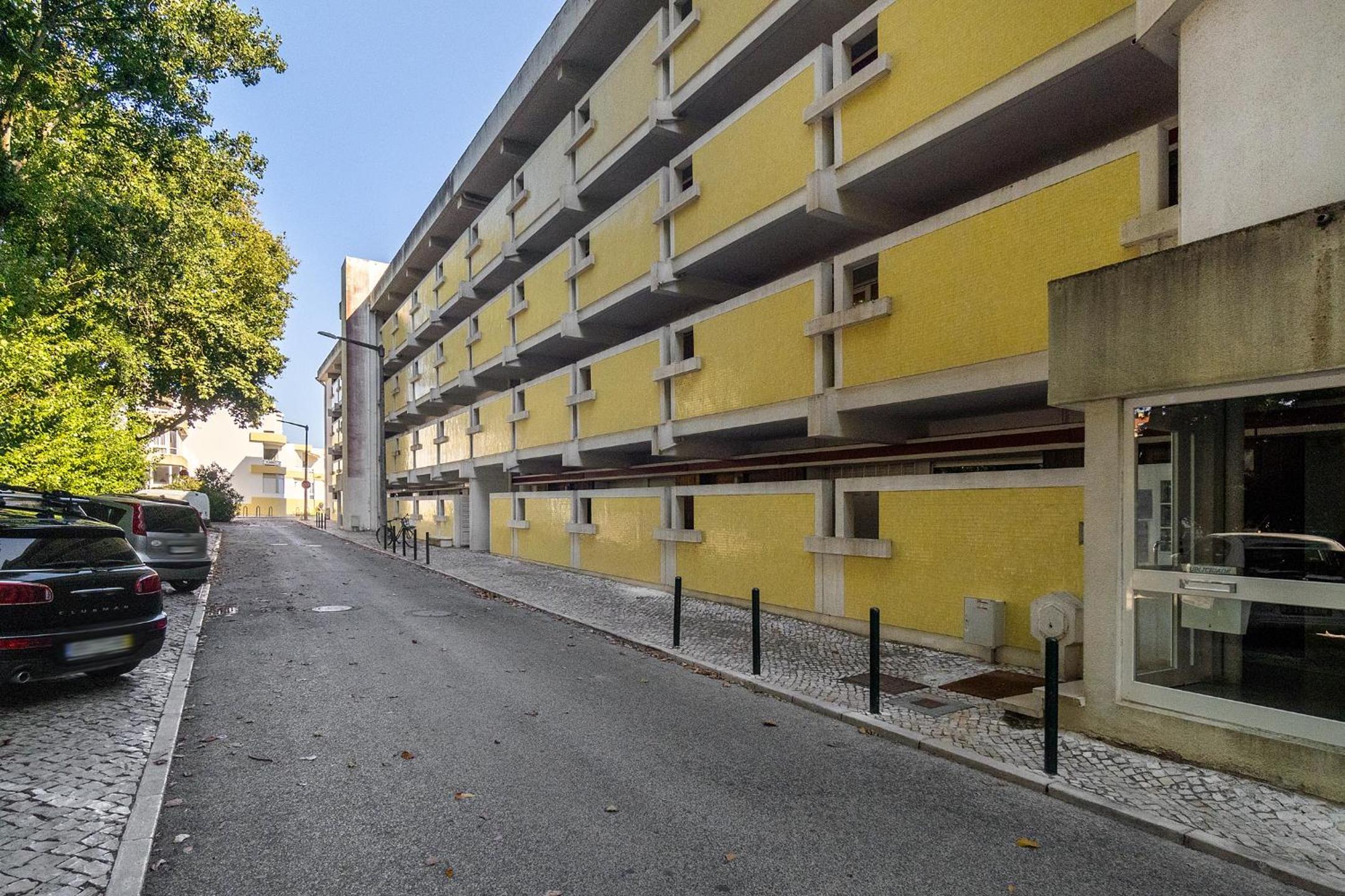 WHome Study & Surf Carcavelos 1-BED by Beach & Nova SBE