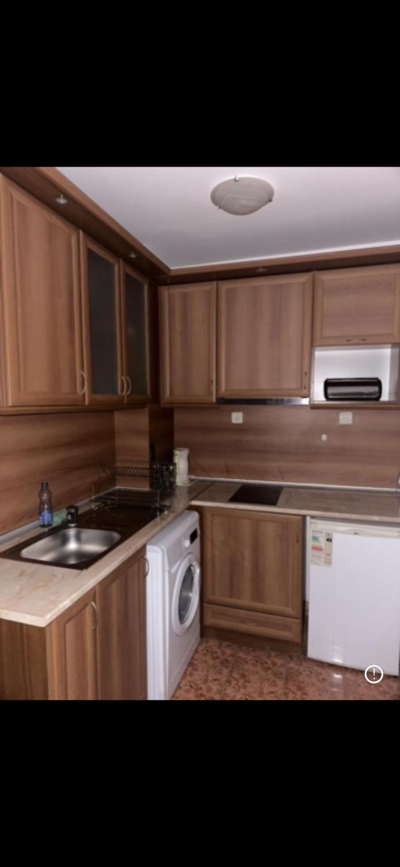 Apartment Complex Anita B22