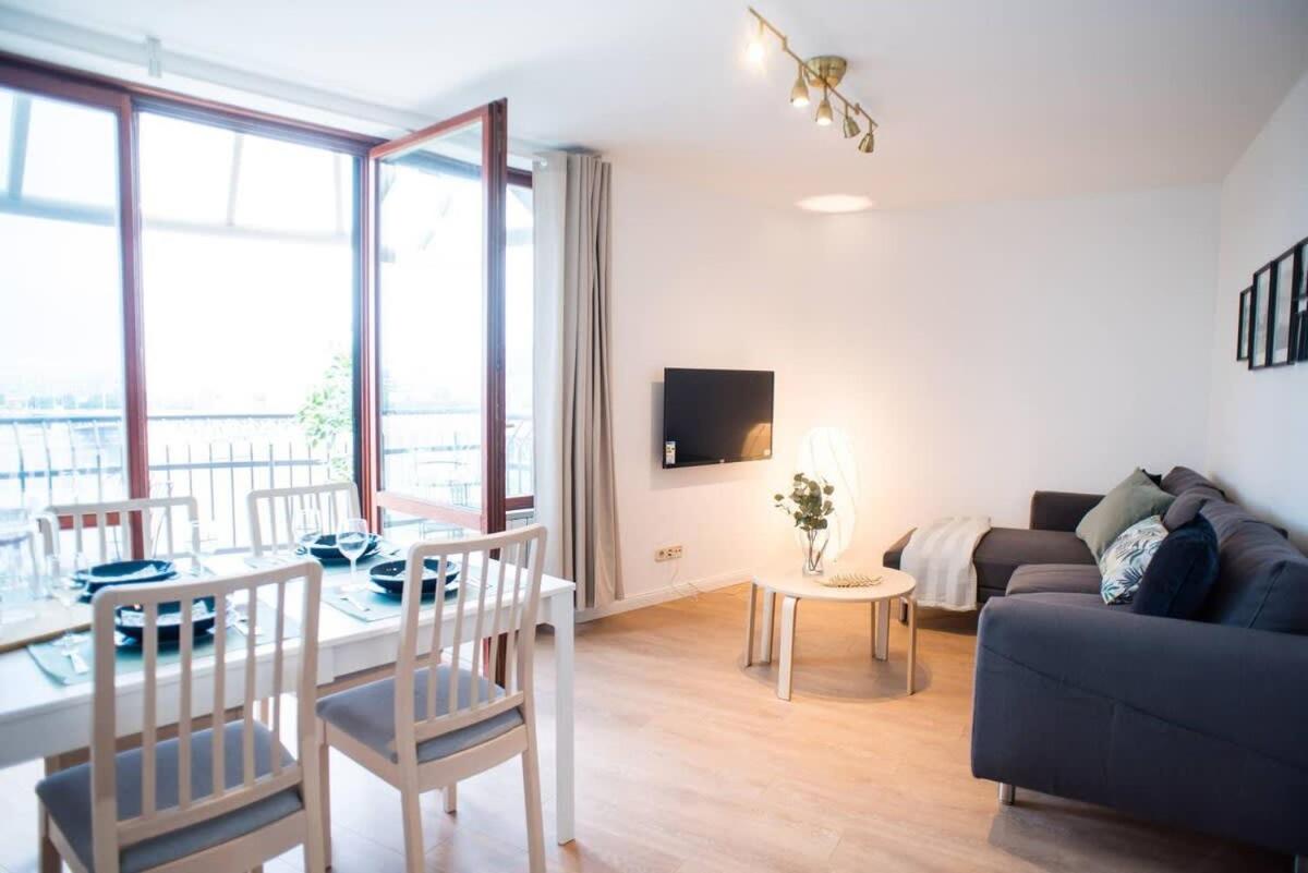 Two-storey riverside panorama apartment
